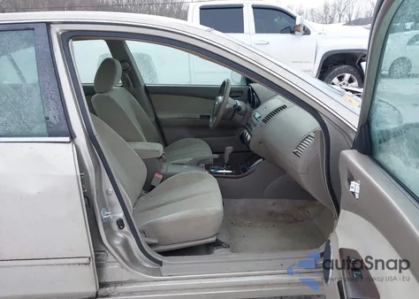 2005 Nissan Altima 2.5 S z USA, uszkodzony, nr VIN 1N4AL11D65N434278